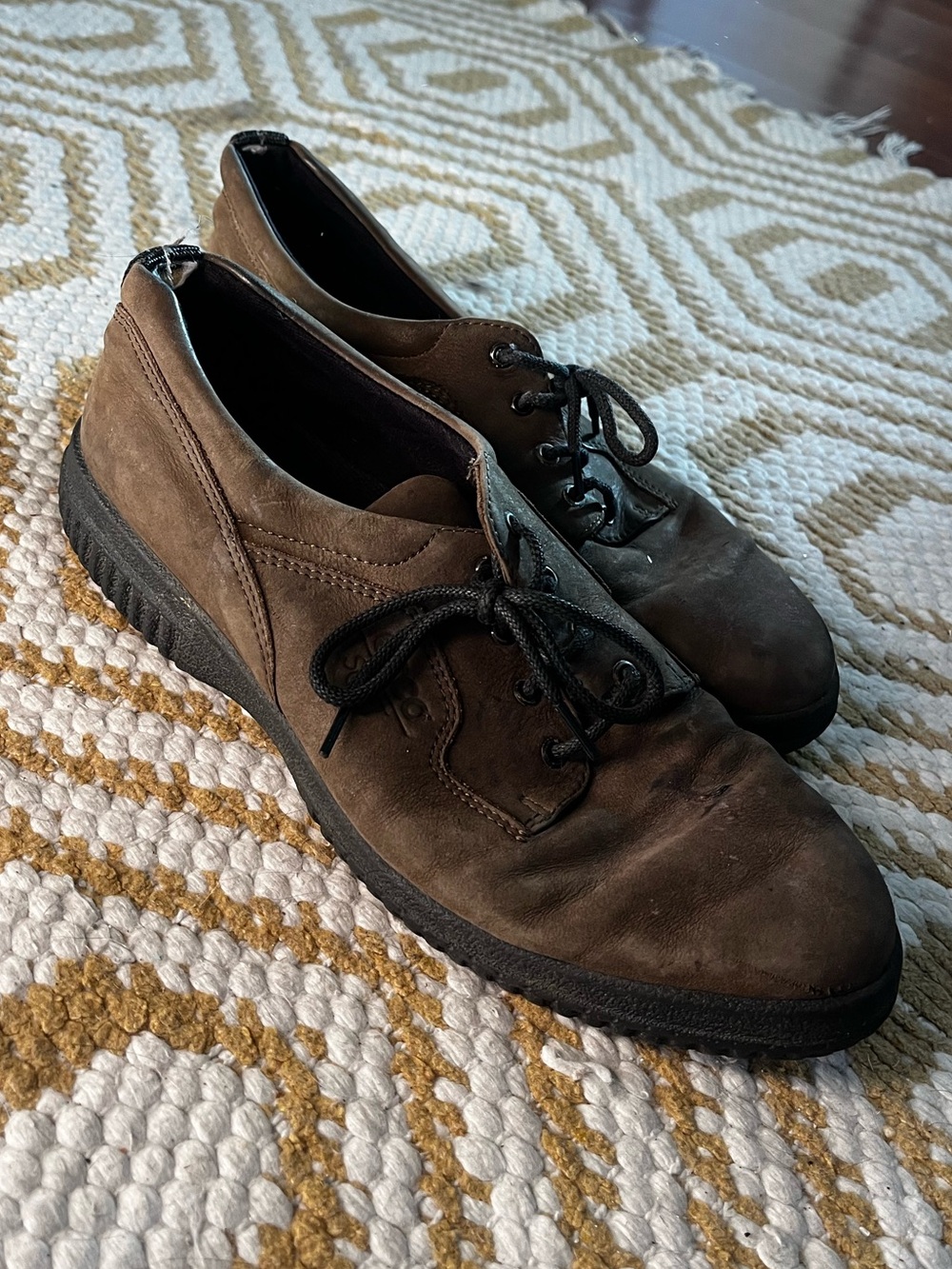 Ecco Suede Lace Up Comfort Shoes